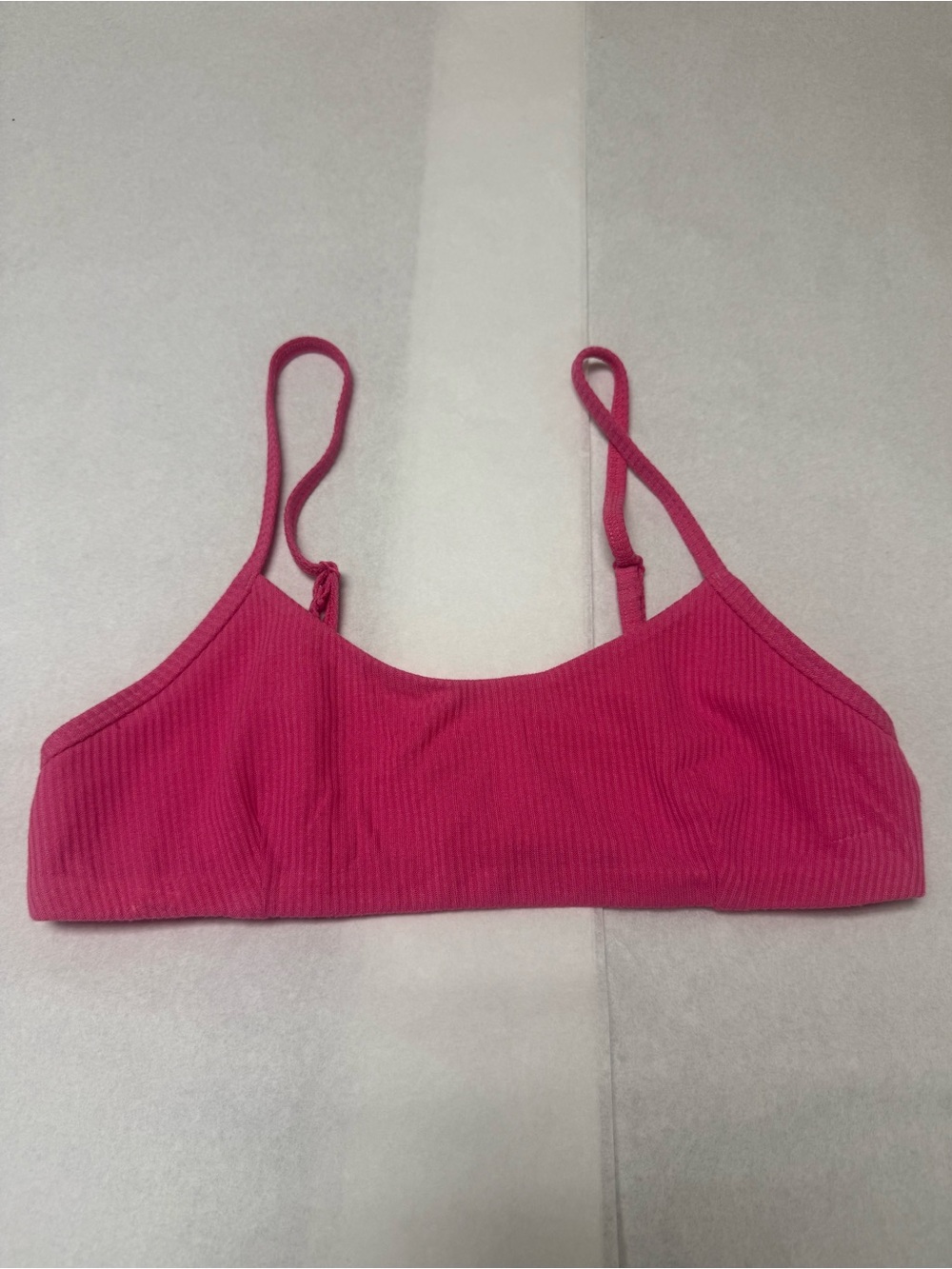 ALO Yoga Ribbed Hot Pink Bralette💟